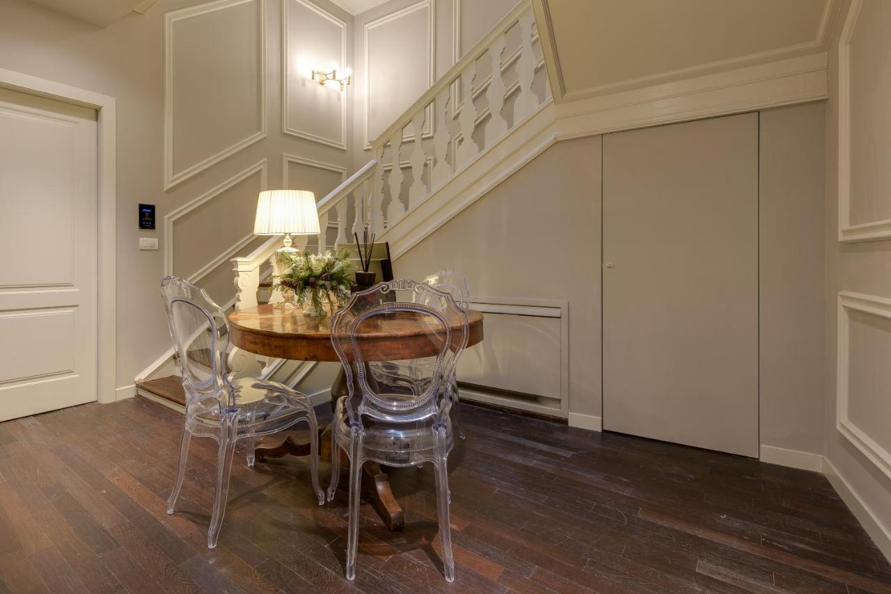 Palazzo Duomo Suites In Udine Center エクステリア 写真